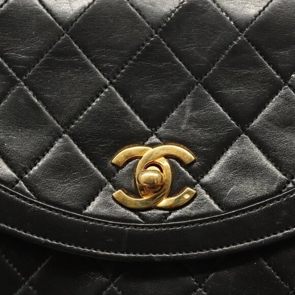 CHANEL Matelasse Chain Shoulder Bag Lamb Skin Black Gold CC Auth - Picture 10 of 16